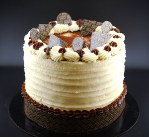 Tiramisu Cake